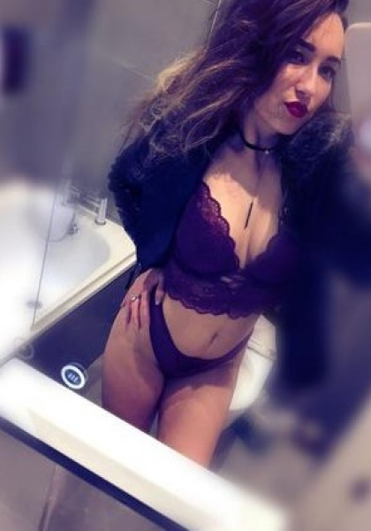 escorts-in-leicester-35564.jpg